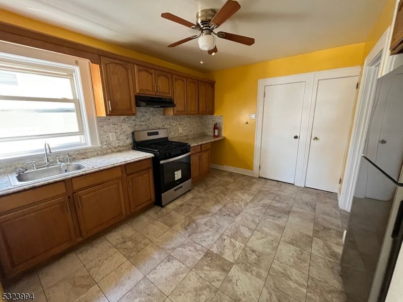 Interior, Kitchen