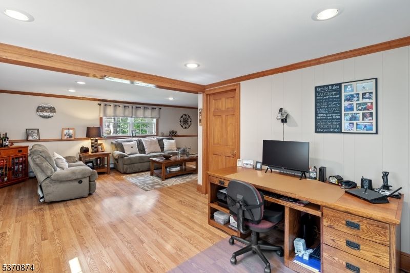 Home Office, Interior, Living room, Recessed Lighting, Wood Texture Flooring