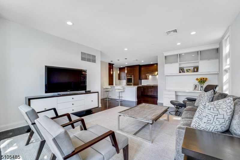 Interior, Kitchen, Living room, Pendant Lights, Recessed Lighting, Wood Texture Flooring