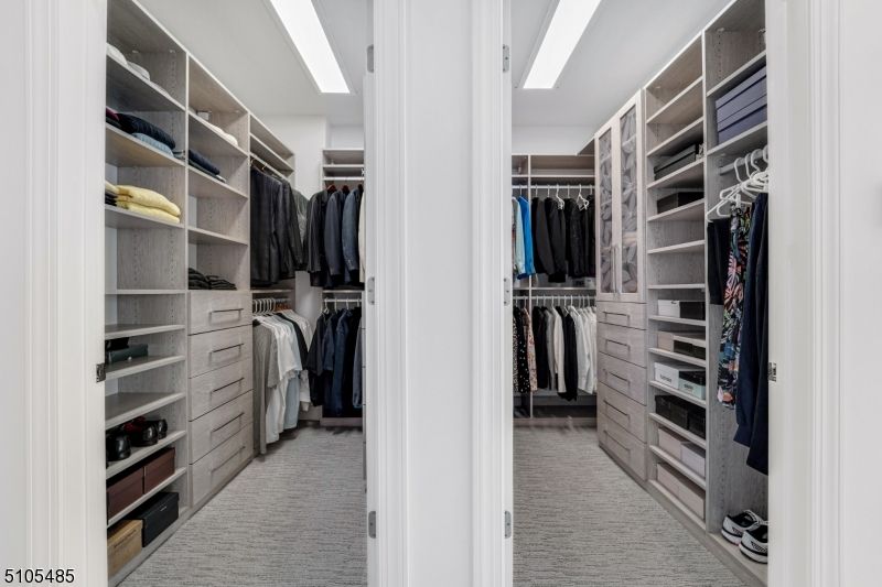 Interior, Walk-in Closets