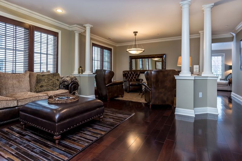 Interior, Living room, Pendant Lights, Recessed Lighting, Wood Texture Flooring