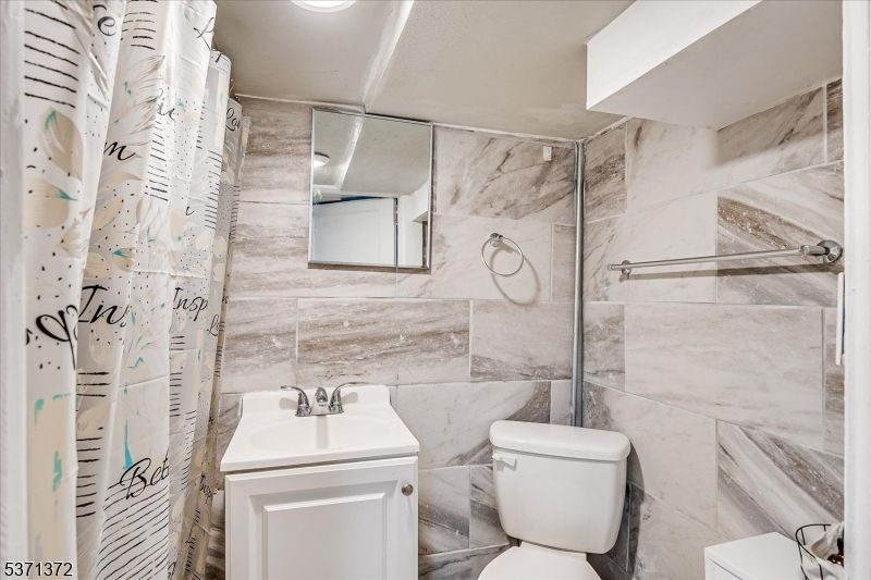 Bathroom, Interior, Marble Walls