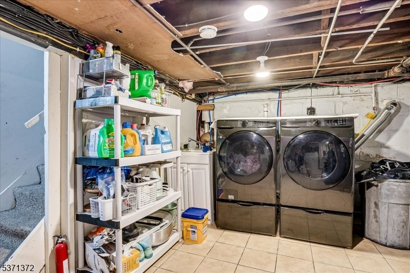 Interior, Utility Closets, Washer
