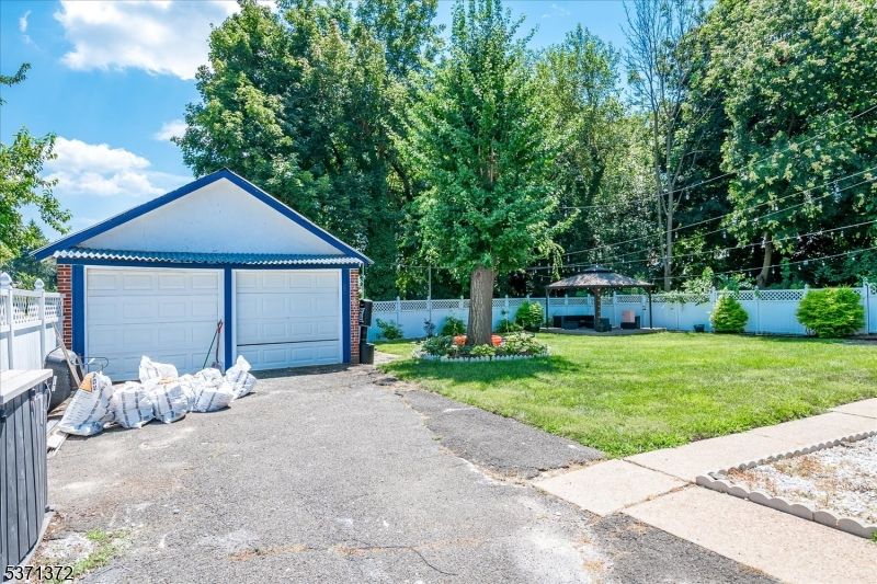 Backyard, Detached Garage, Exterior