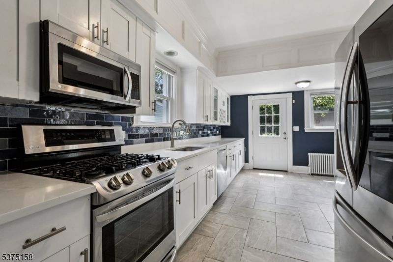 Interior, Kitchen, Stainless Steel Appliances