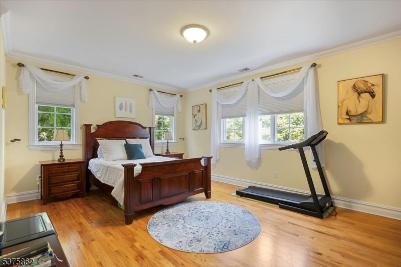 Bedroom, Fitness Equipment, Interior, Wood Texture Flooring