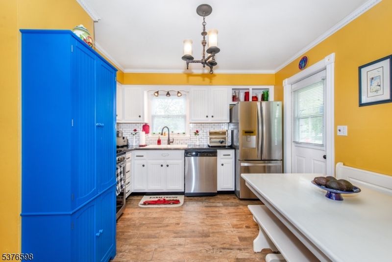 Interior, Kitchen, Pendant Lights, Stainless Steel Appliances, Wood Texture Flooring