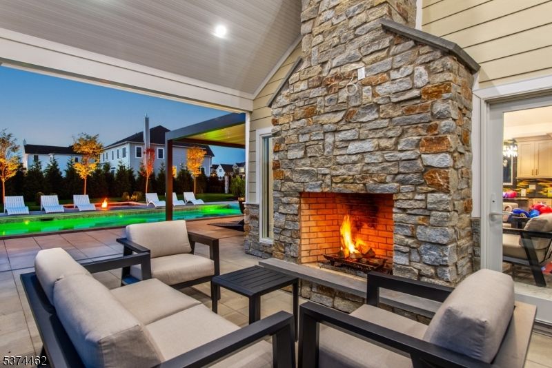 Exterior, Fireplace, Pool