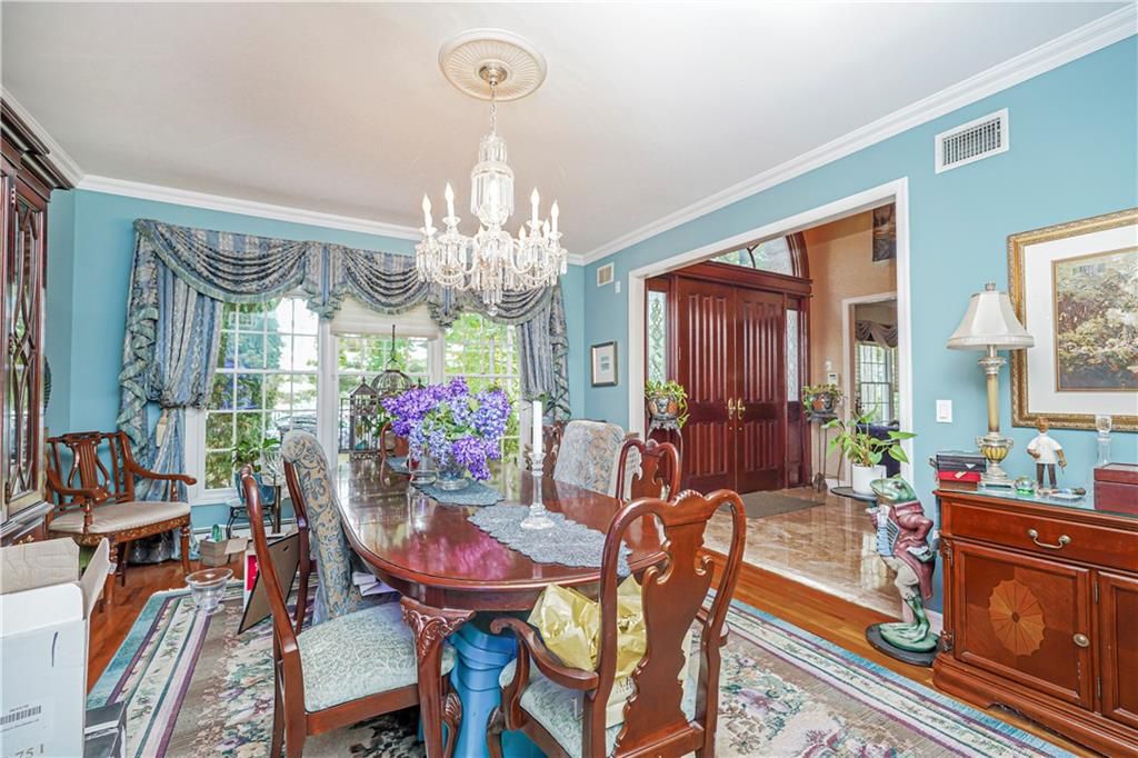 Chandelier, Dining room, Interior, Wood Texture Flooring