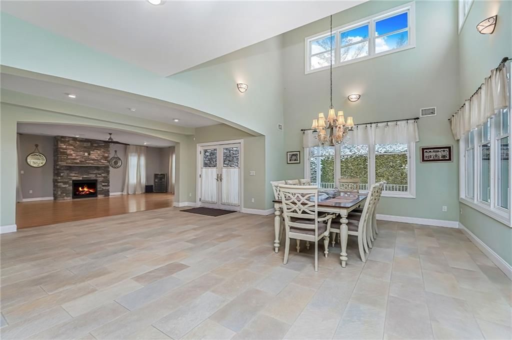 Chandelier, Dining room, Fireplace, Interior, Recessed Lighting