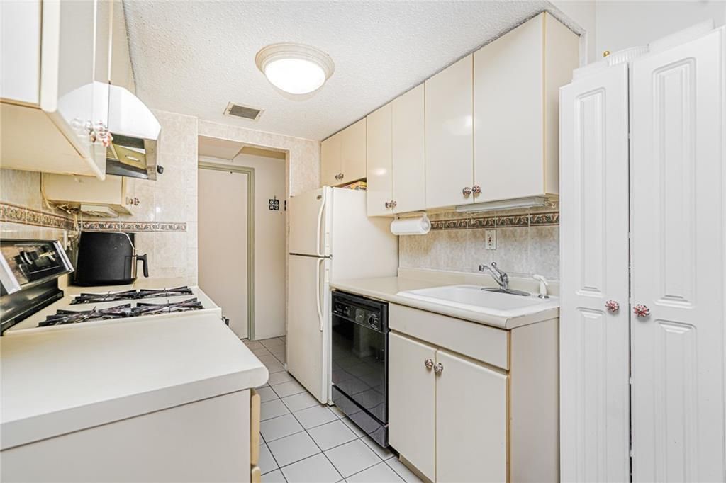 Interior, Kitchen