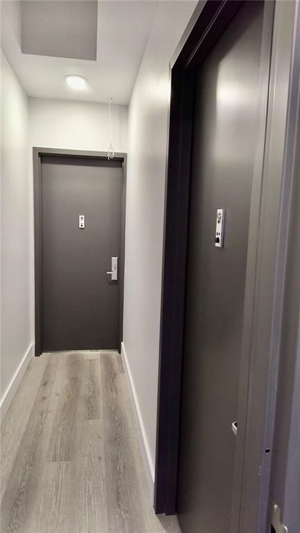 Elevator, Interior, Wood Texture Flooring