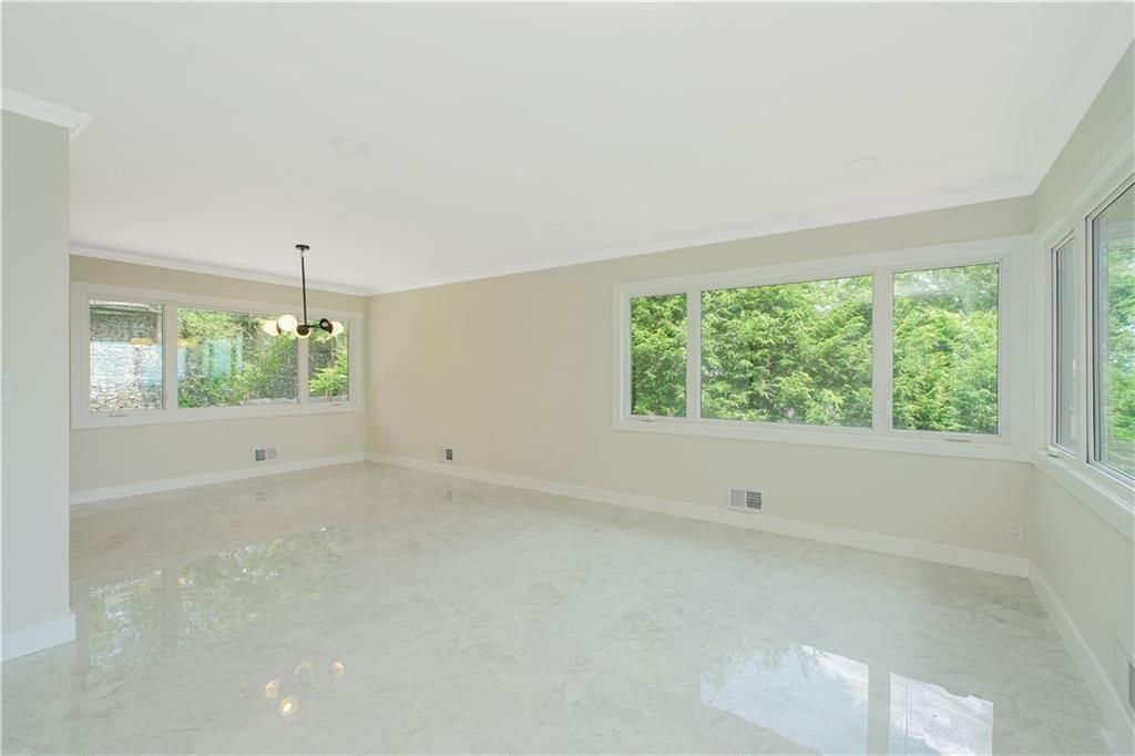 Empty room, Interior, Pendant Lights