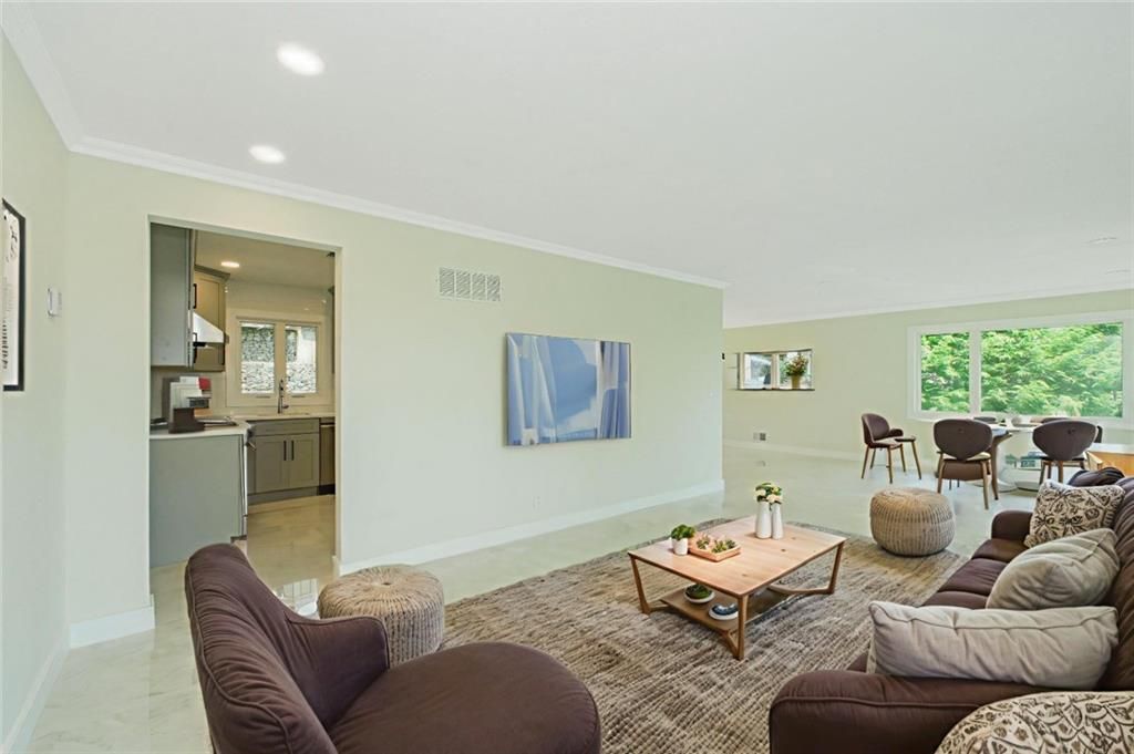 Dining room, Interior, Kitchen, Living room, Recessed Lighting