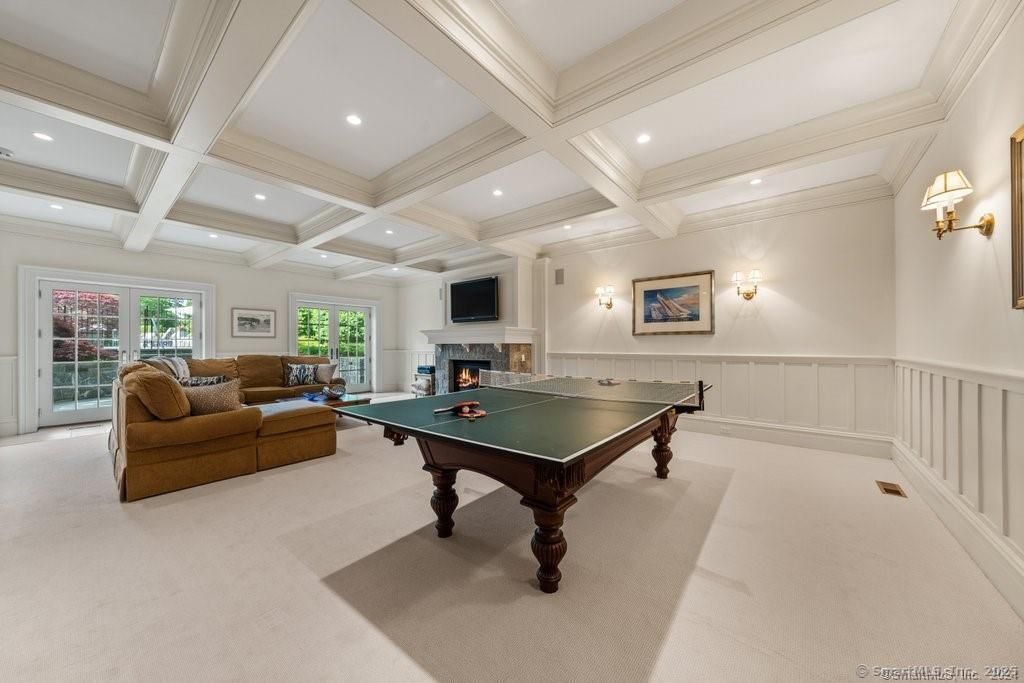 Fireplace, Game Room, Interior, Living room, Recessed Lighting