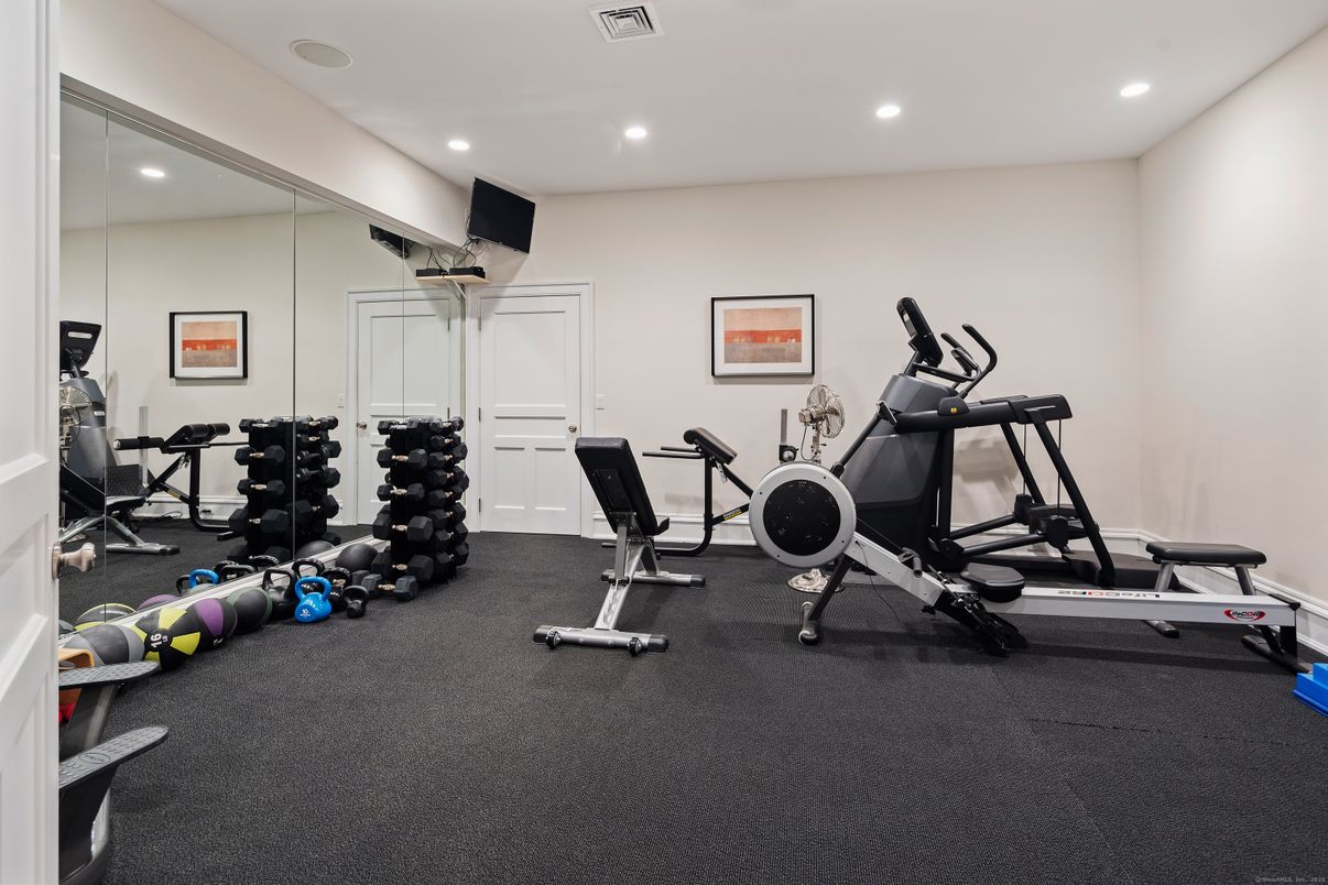Fitness Equipment, Interior, Recessed Lighting