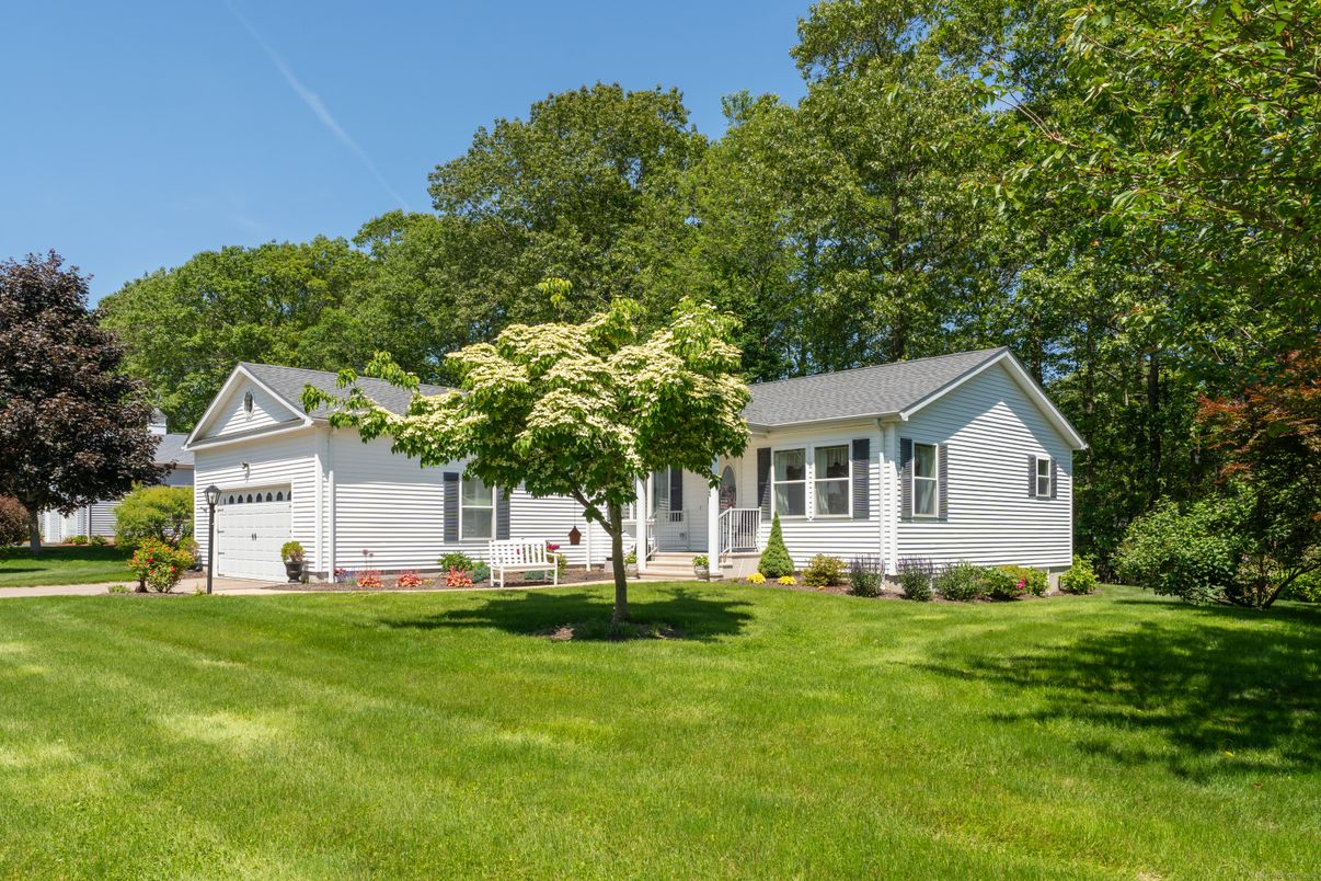 Attached, Backyard, Exterior, Facade, Cape Cod