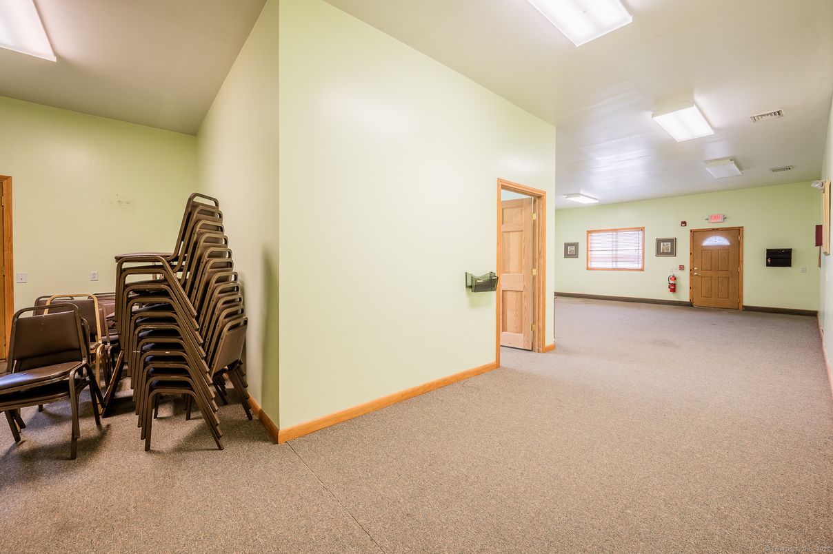 Dining room, Interior