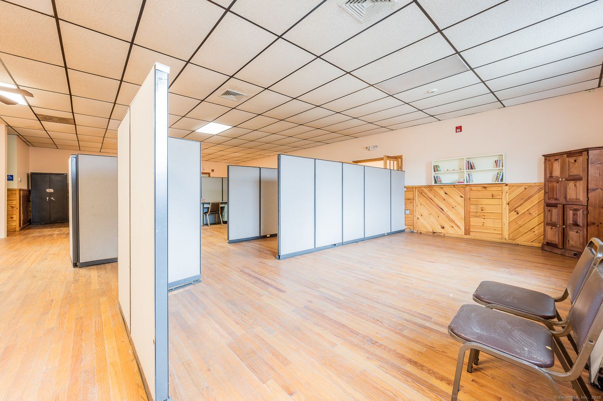 Empty room, Interior, Kitchen, Recessed Lighting, Wood Texture Flooring