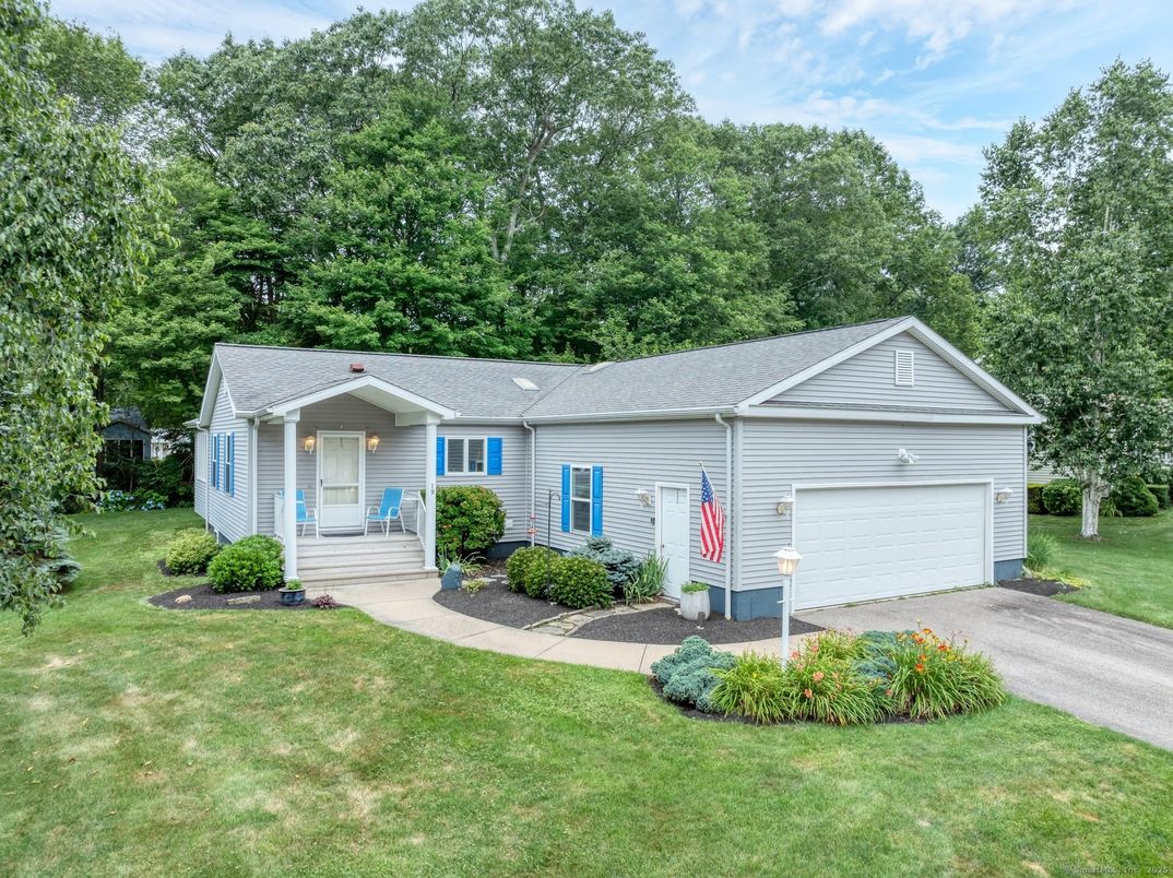 Attached, Backyard, Exterior, Facade, Ranch