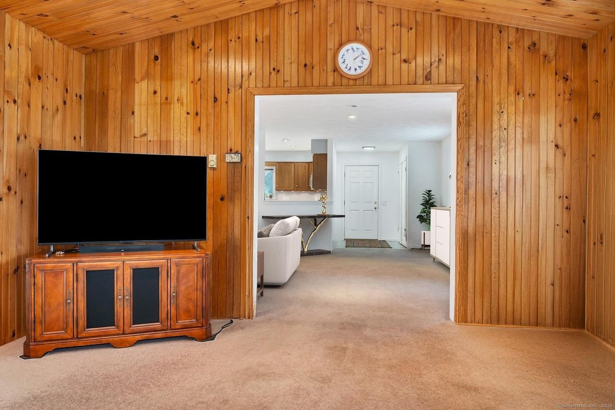 Empty room, Interior, Recessed Lighting, Wooden Ceilings, Wooden Walls