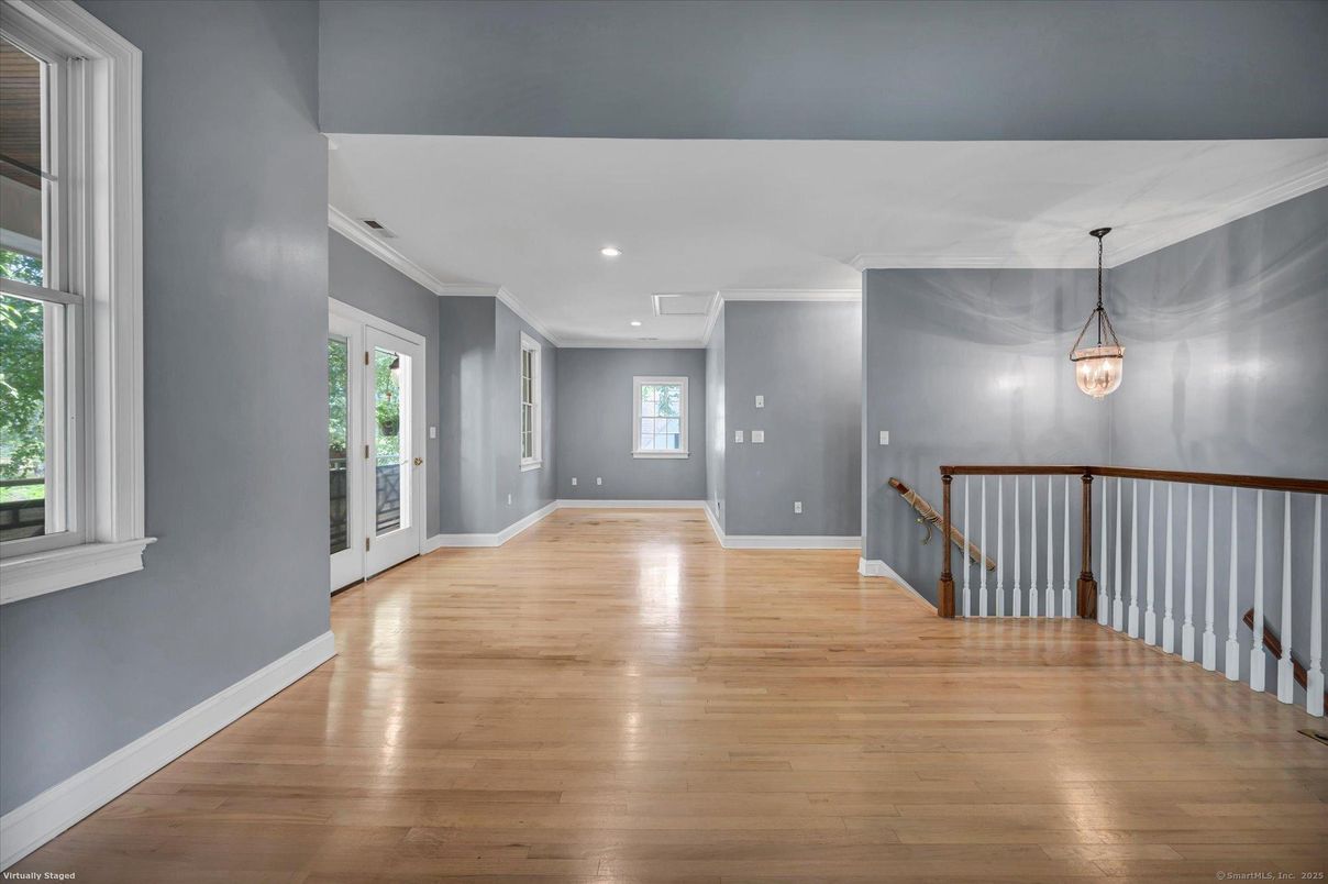 Interior, Pendant Lights, Recessed Lighting, Wood Texture Flooring