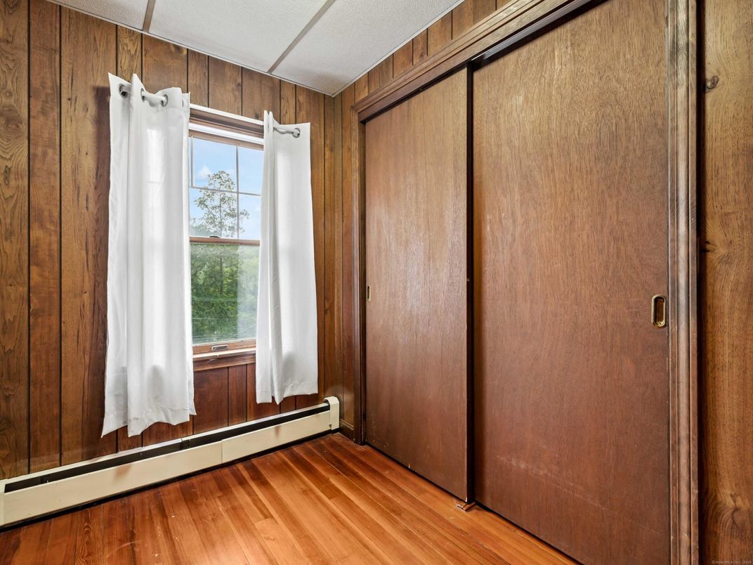 Empty room, Interior, Wood Texture Flooring, Wooden Walls