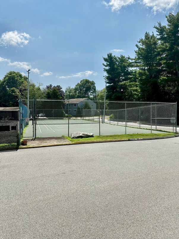 Exterior, Tennis Courts