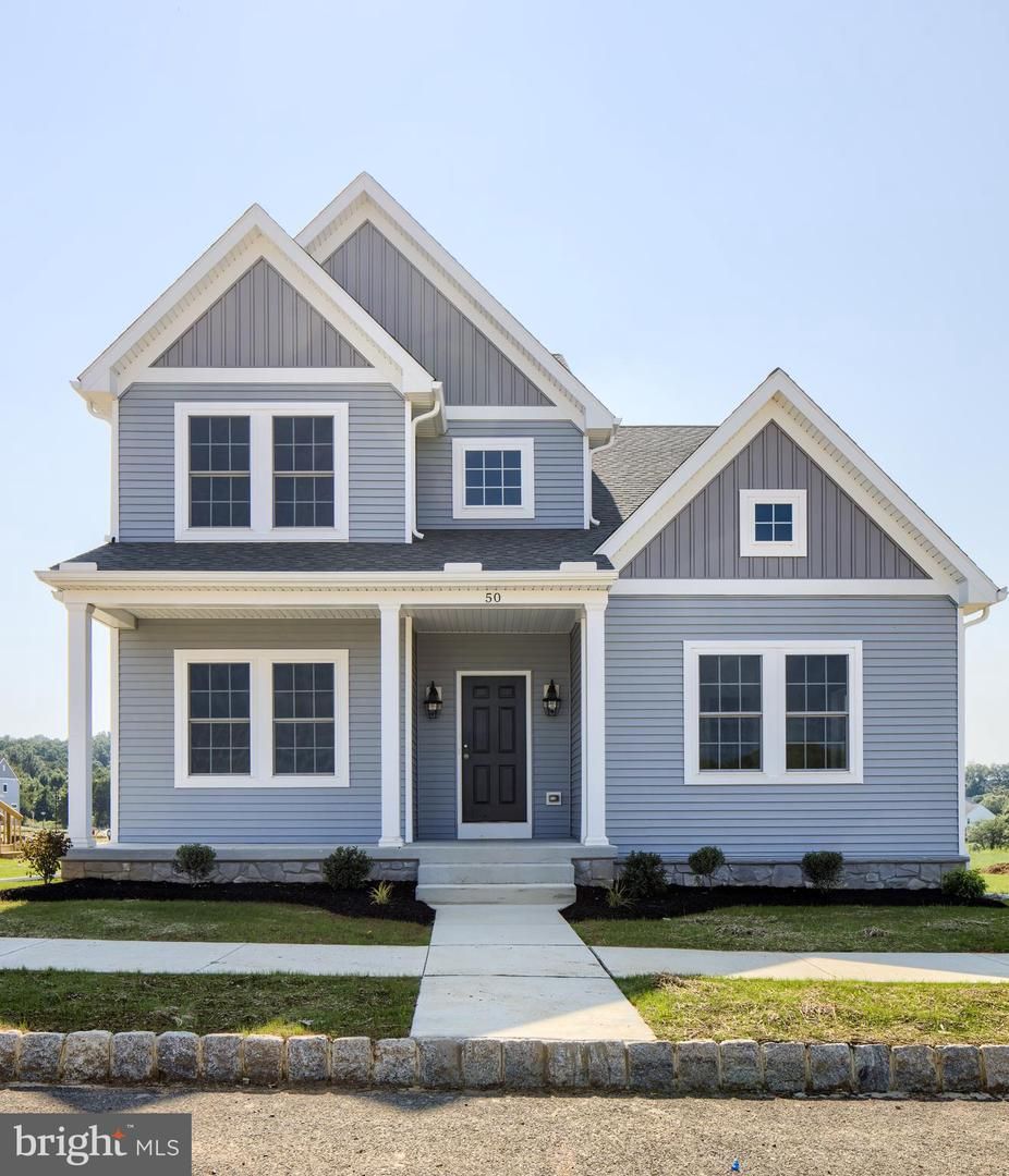 Exterior, Facade, Farmhouse