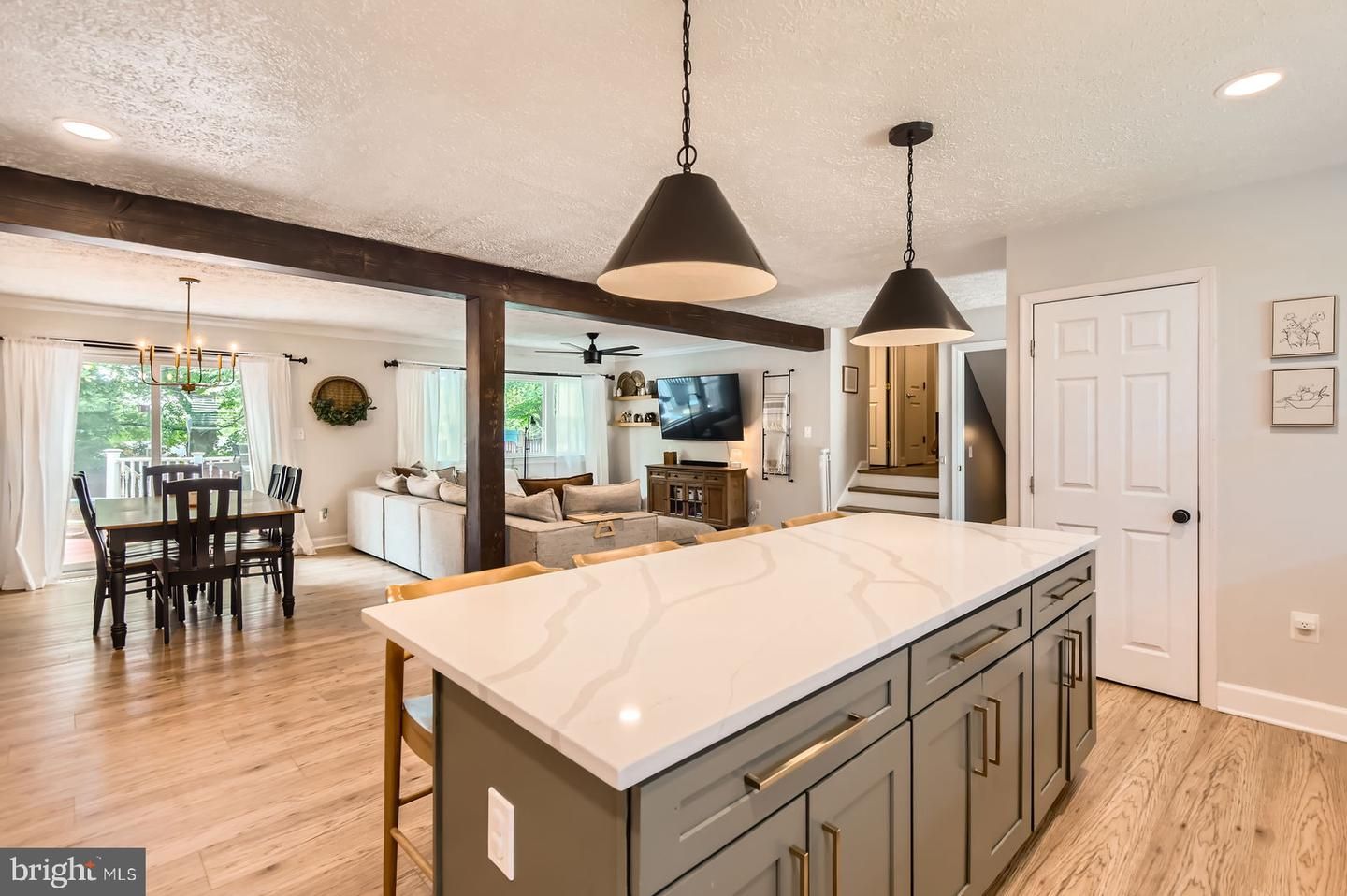 Dining room, Interior, Kitchen, Living room, Pendant Lights, Recessed Lighting, Wood Texture Flooring