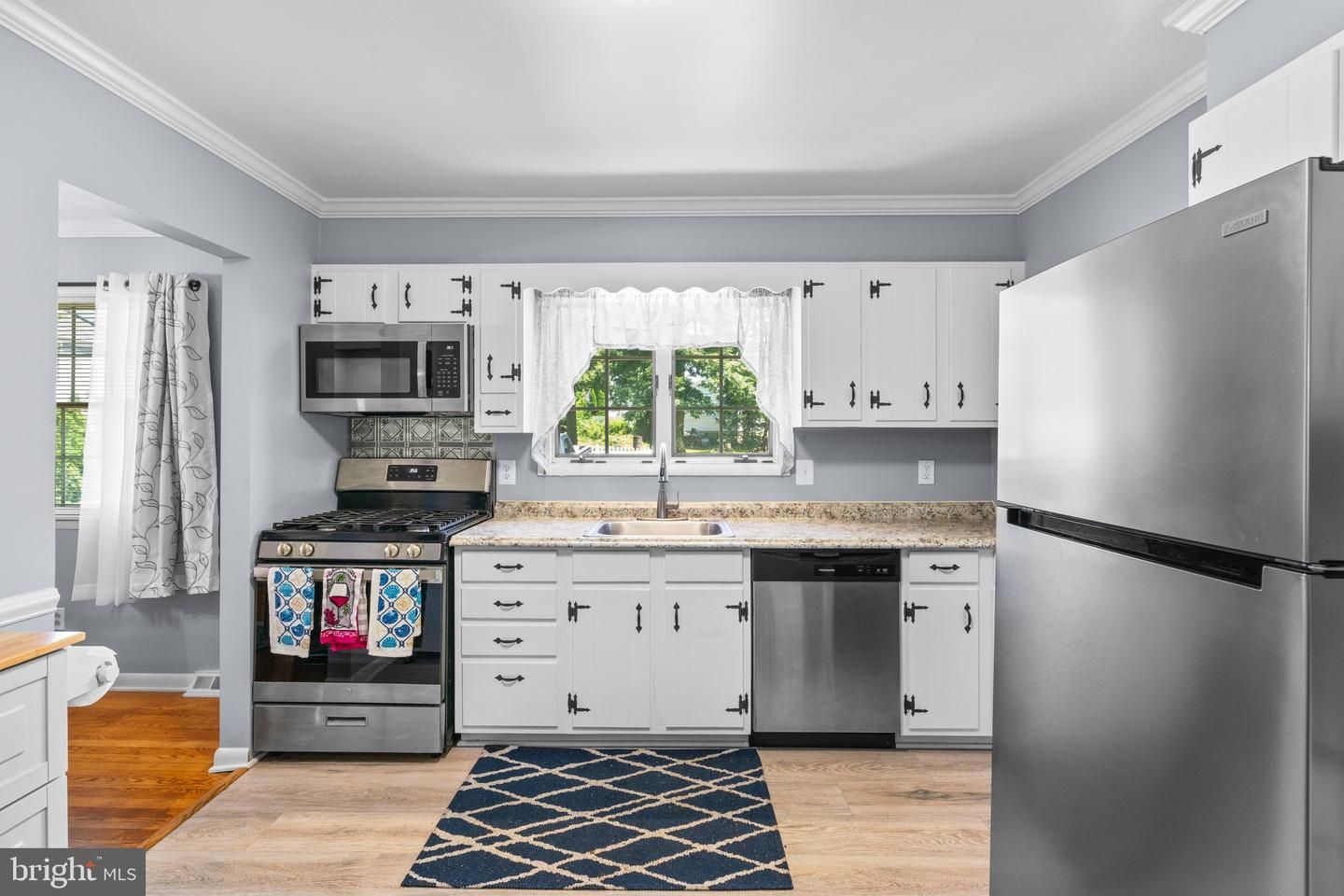 Interior, Kitchen, Stainless Steel Appliances, Wood Texture Flooring
