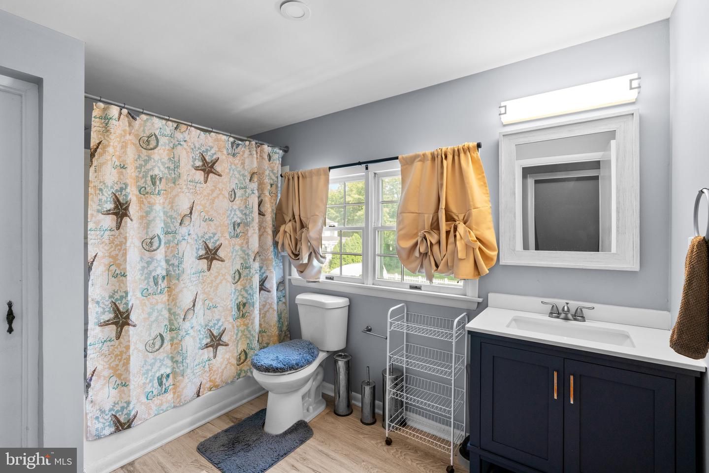 Bathroom, Interior, Recessed Lighting, Wood Texture Flooring
