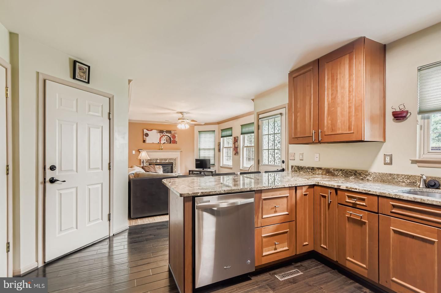 Fireplace, Interior, Kitchen, Wood Texture Flooring