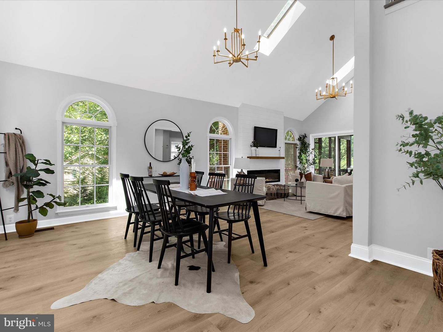 Chandelier, Dining room, Fireplace, Interior, Living room, Pendant Lights, Wood Texture Flooring