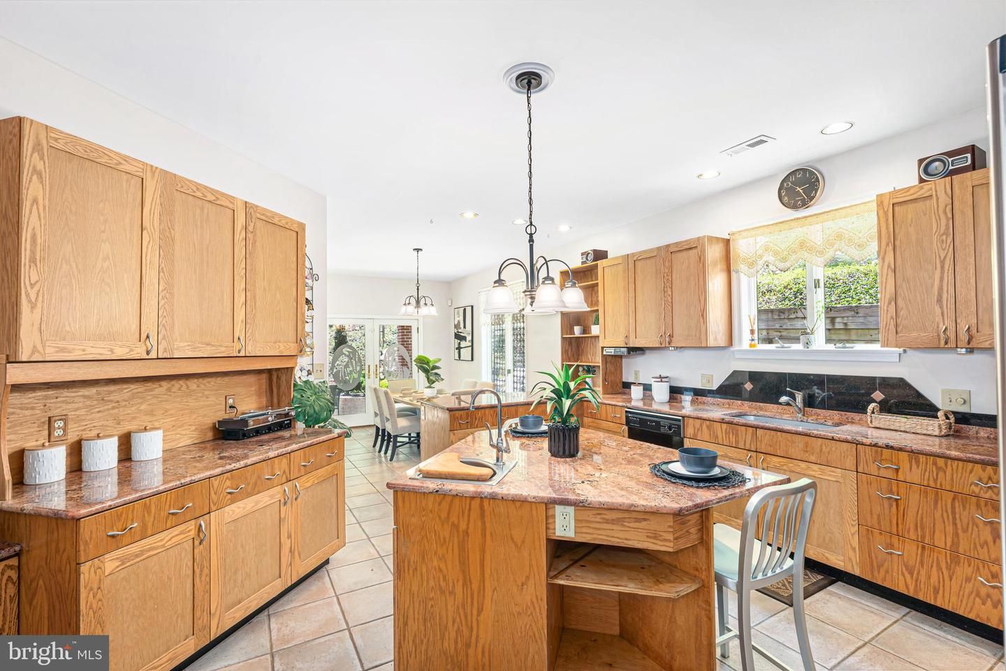 Dining room, Interior, Kitchen, Pendant Lights, Recessed Lighting