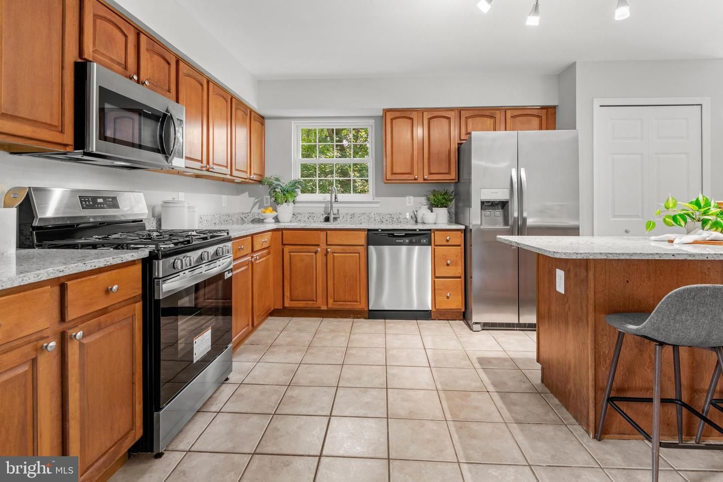 Interior, Kitchen, Stainless Steel Appliances