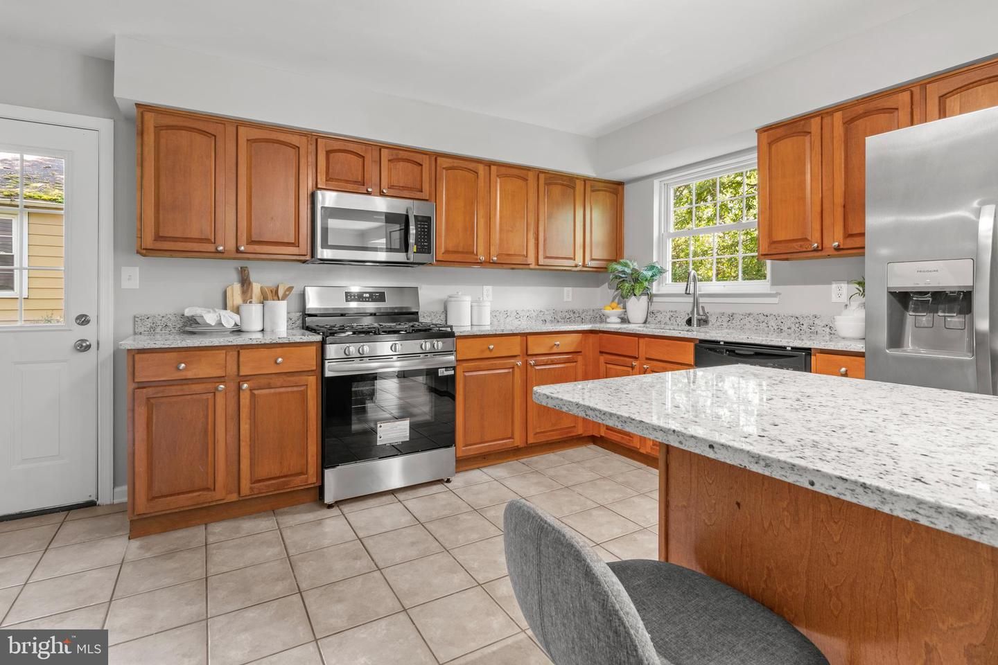 Interior, Kitchen, Stainless Steel Appliances