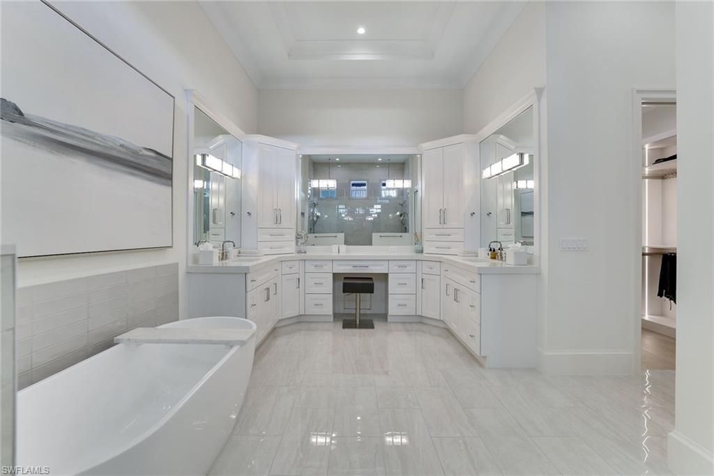 Bathroom, Dual Sink Vanities, Free Standing Baths, Interior, Recessed Lighting