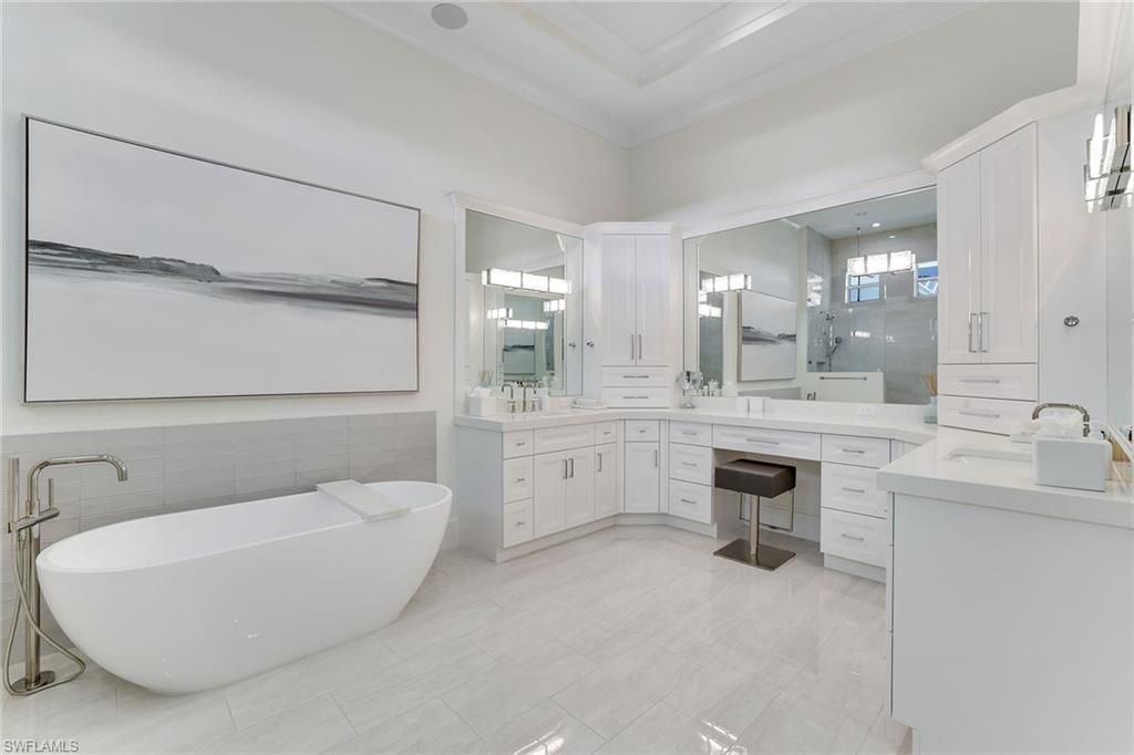 Bathroom, Dual Sink Vanities, Free Standing Baths, Interior