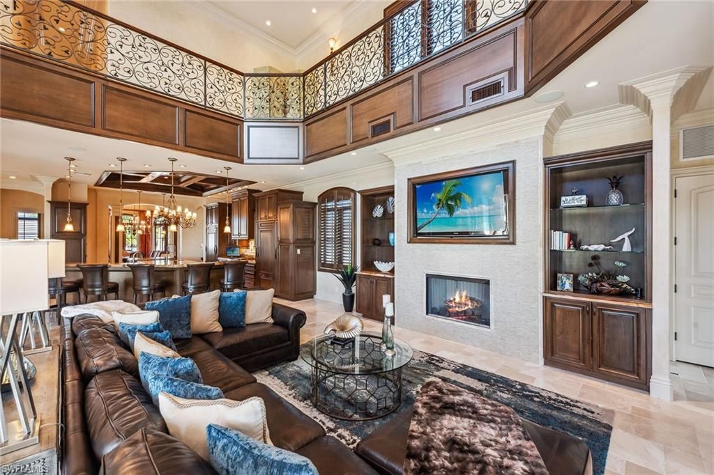 Fireplace, Interior, Living room, Pendant Lights, Recessed Lighting