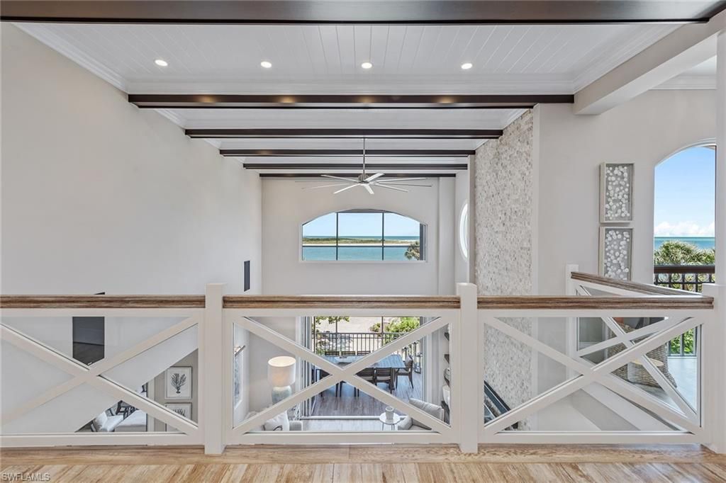 Interior, Recessed Lighting, Water, Wood Texture Flooring
