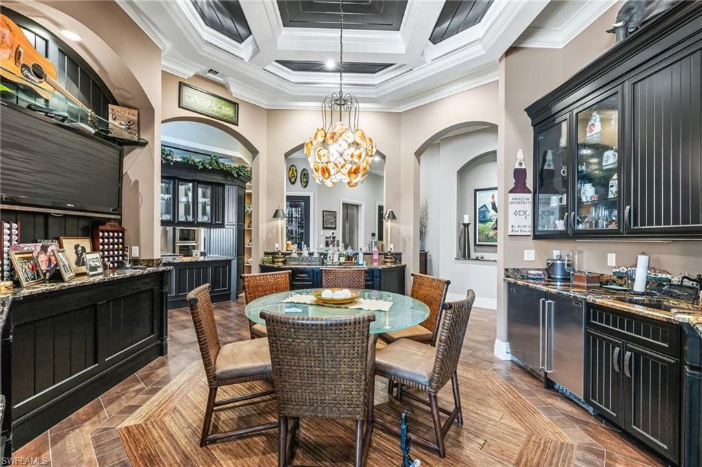 Chandelier, Dining room, Interior, Wood Texture Flooring