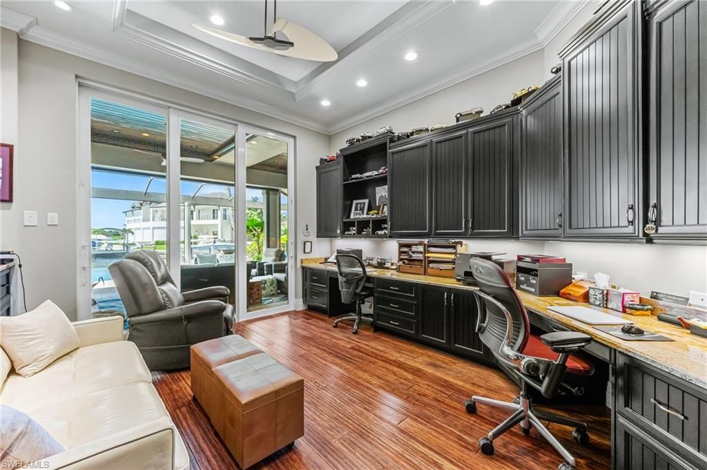 Home Office, Interior, Recessed Lighting, Water, Wood Texture Flooring