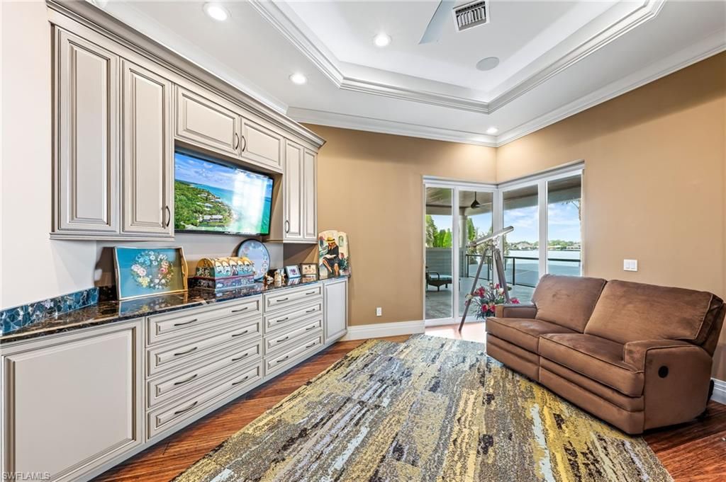 Interior, Living room, Recessed Lighting, Water, Wood Texture Flooring