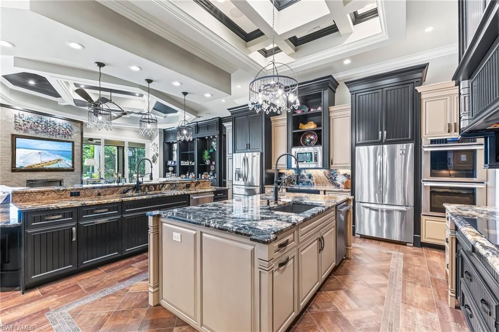 Chandelier, Interior, Kitchen, Pendant Lights, Recessed Lighting, Stainless Steel Appliances, Wood Texture Flooring