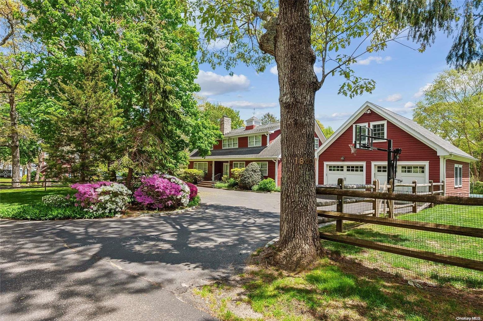 Attached, Exterior, Facade, Log Home