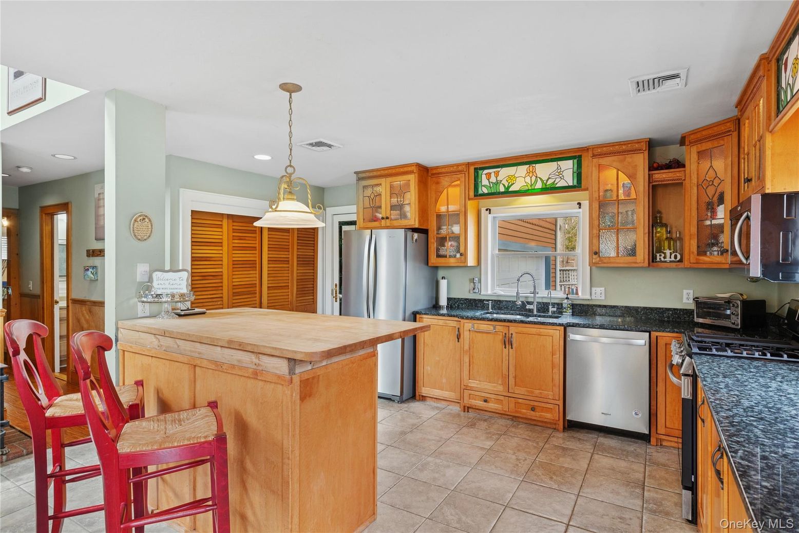 Interior, Kitchen, Pendant Lights, Recessed Lighting, Stainless Steel Appliances