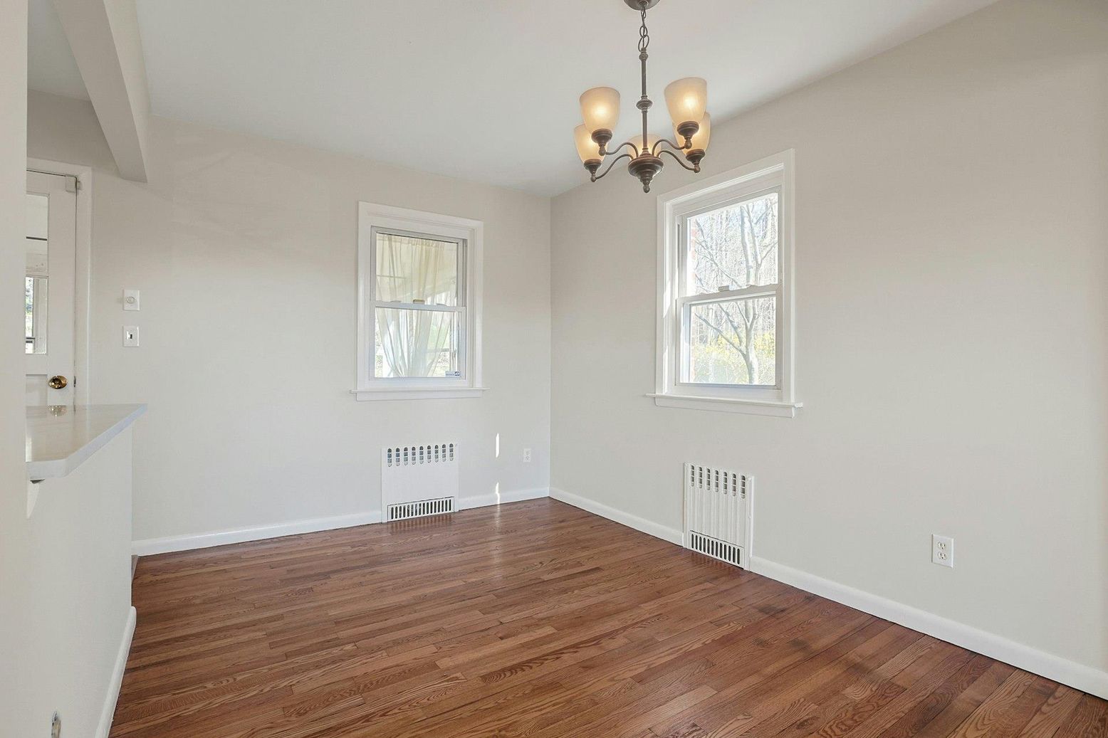 Chandelier, Empty room, Interior, Wood Texture Flooring