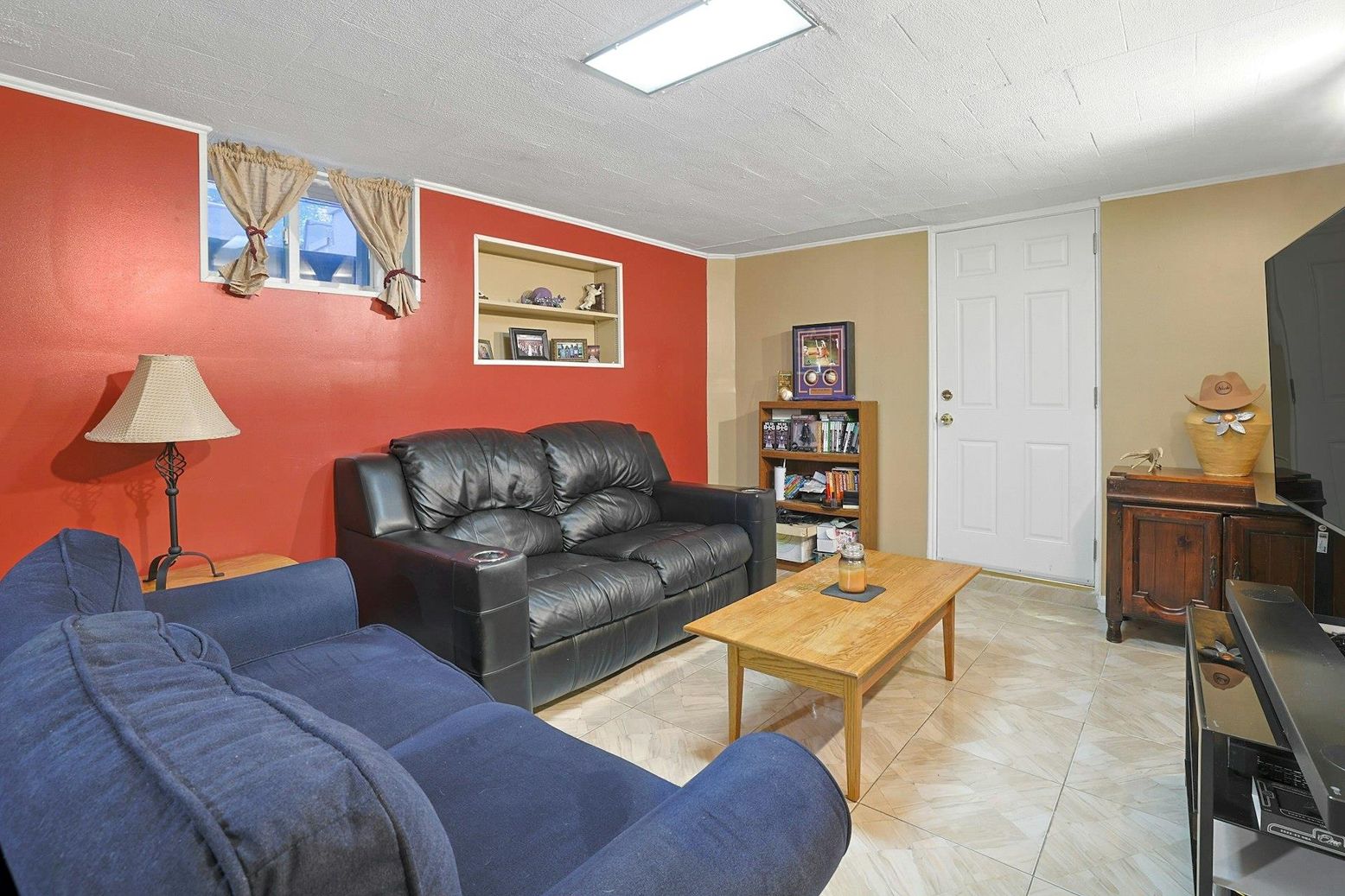 Interior, Living room