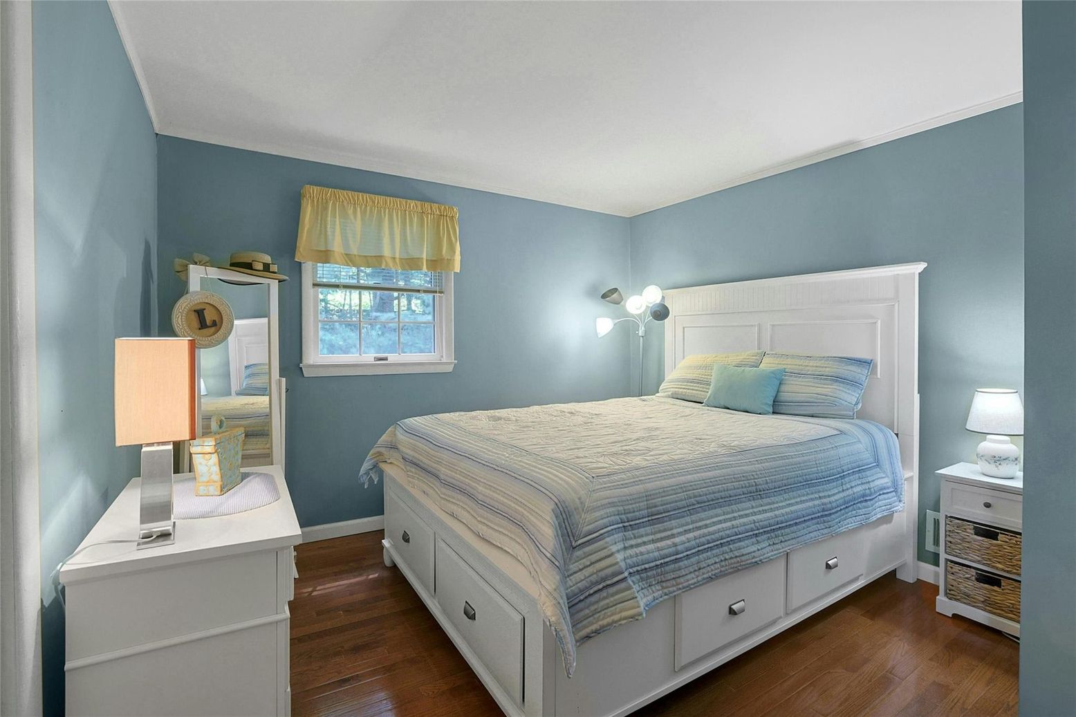 Bedroom, Interior, Wood Texture Flooring